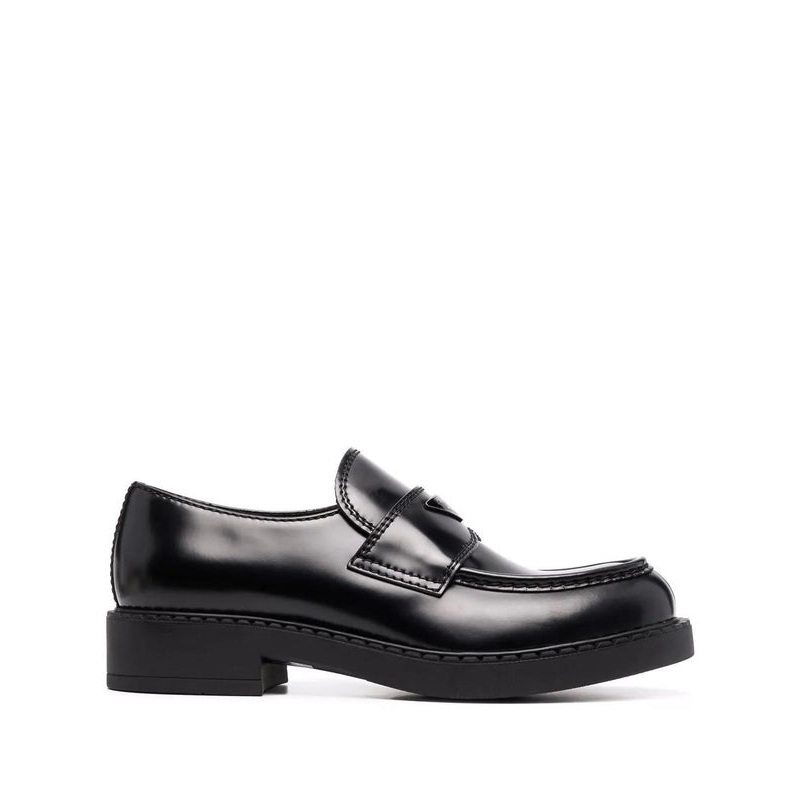 Triangle Logo Brushed Leather Logo Loafers